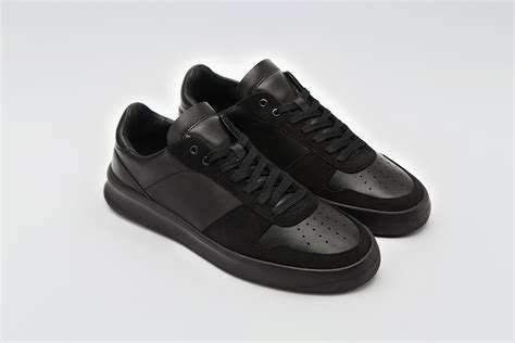 Men's Black Sneakers 